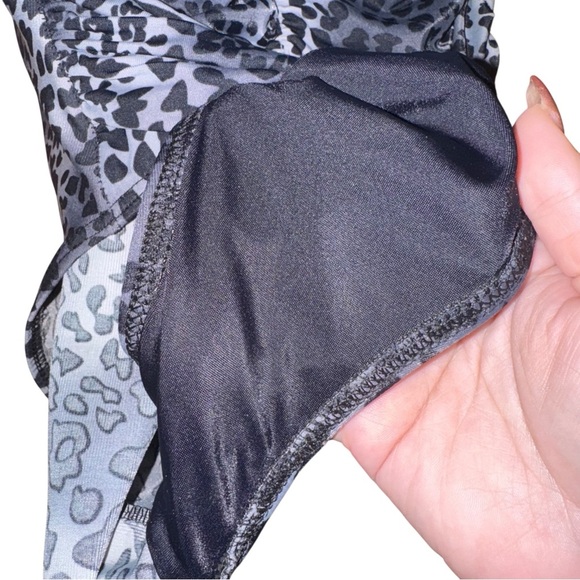 MIRACLESUIT Kitty Galore Leopard Print Black Gray One Piece Ruched Swimsuit 14 - Picture 11 of 15